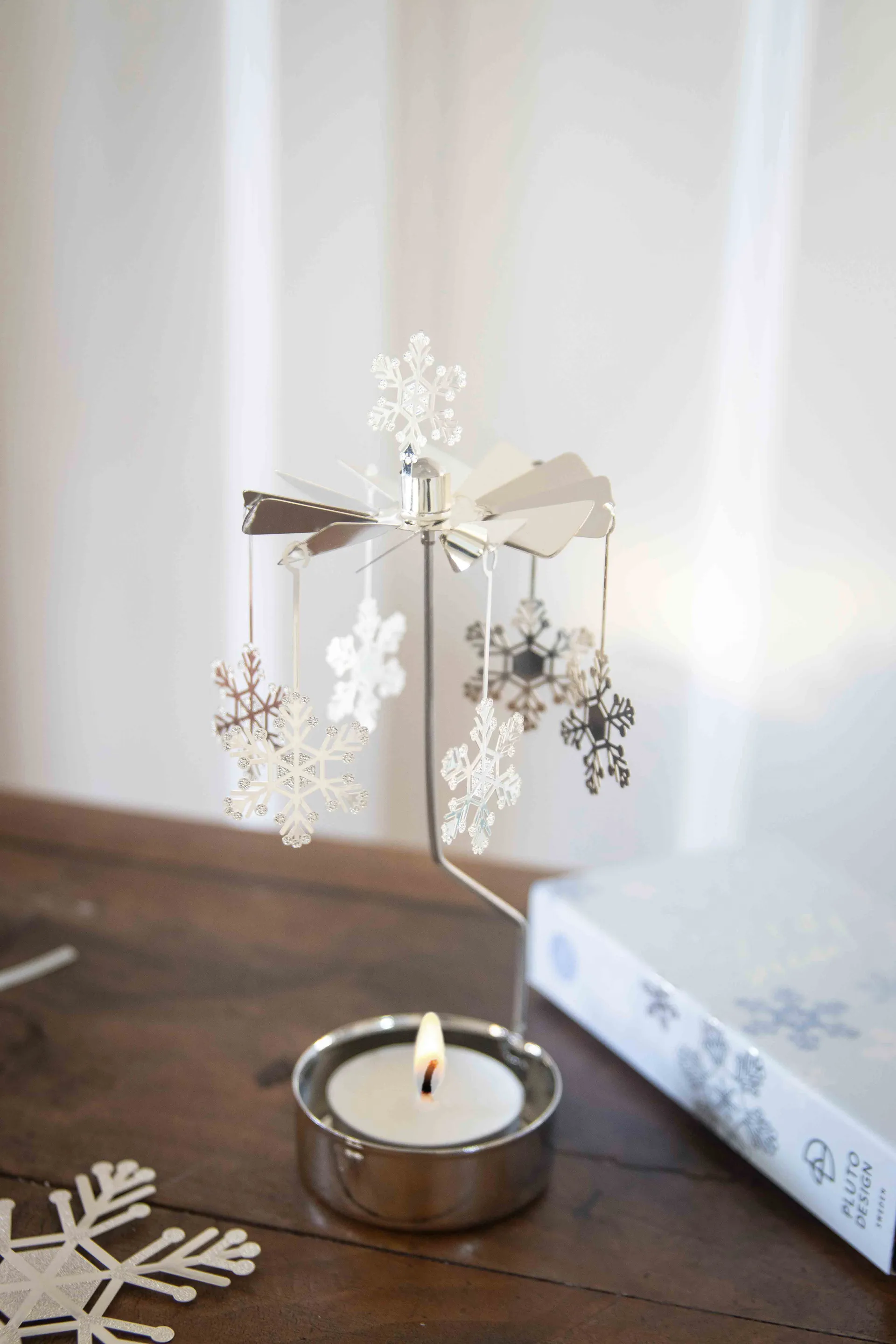 Let it snow enkelikello, Hopea Pluto Design