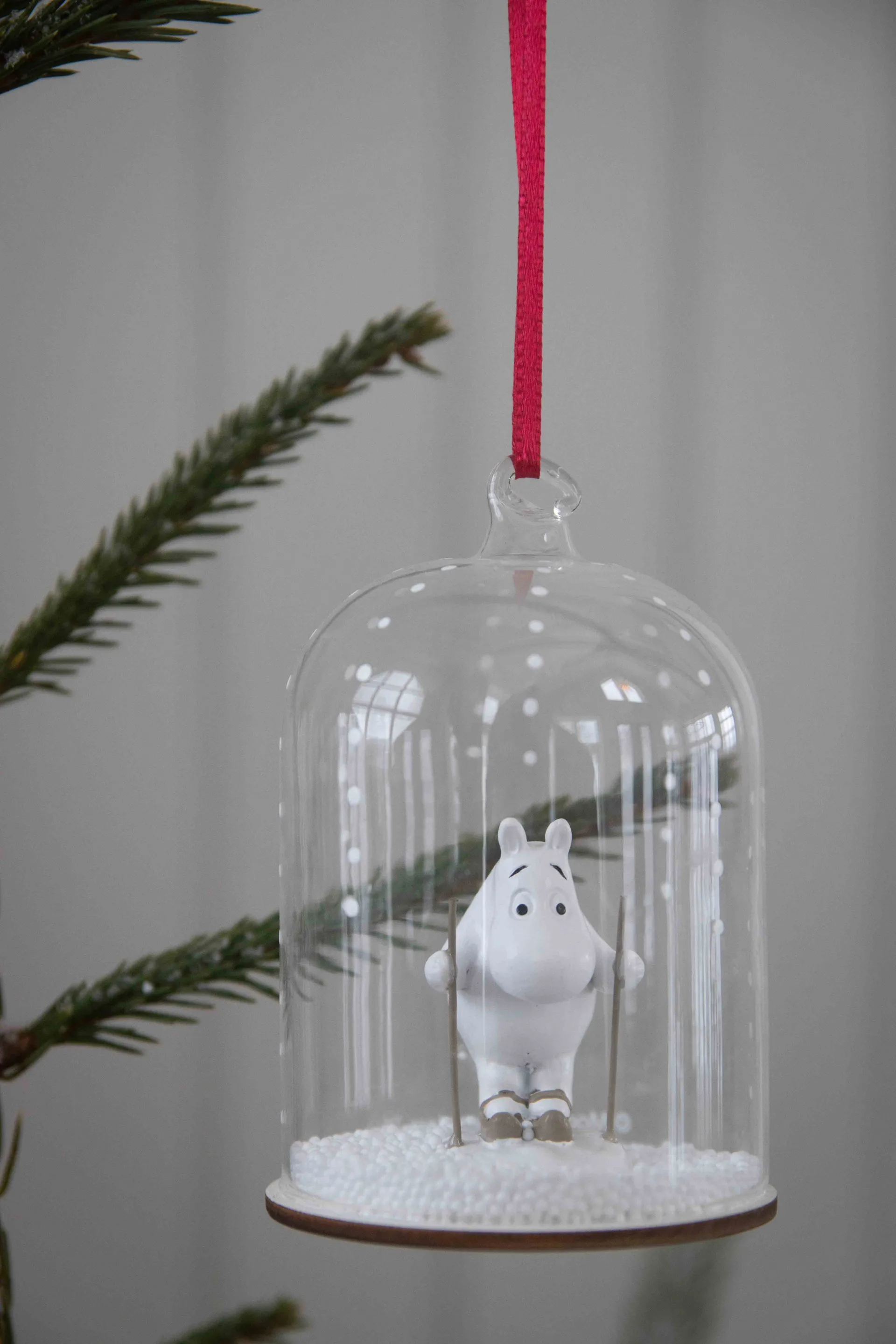 Muumi lumisadepallo joulukoriste, Muumi Pluto Design
