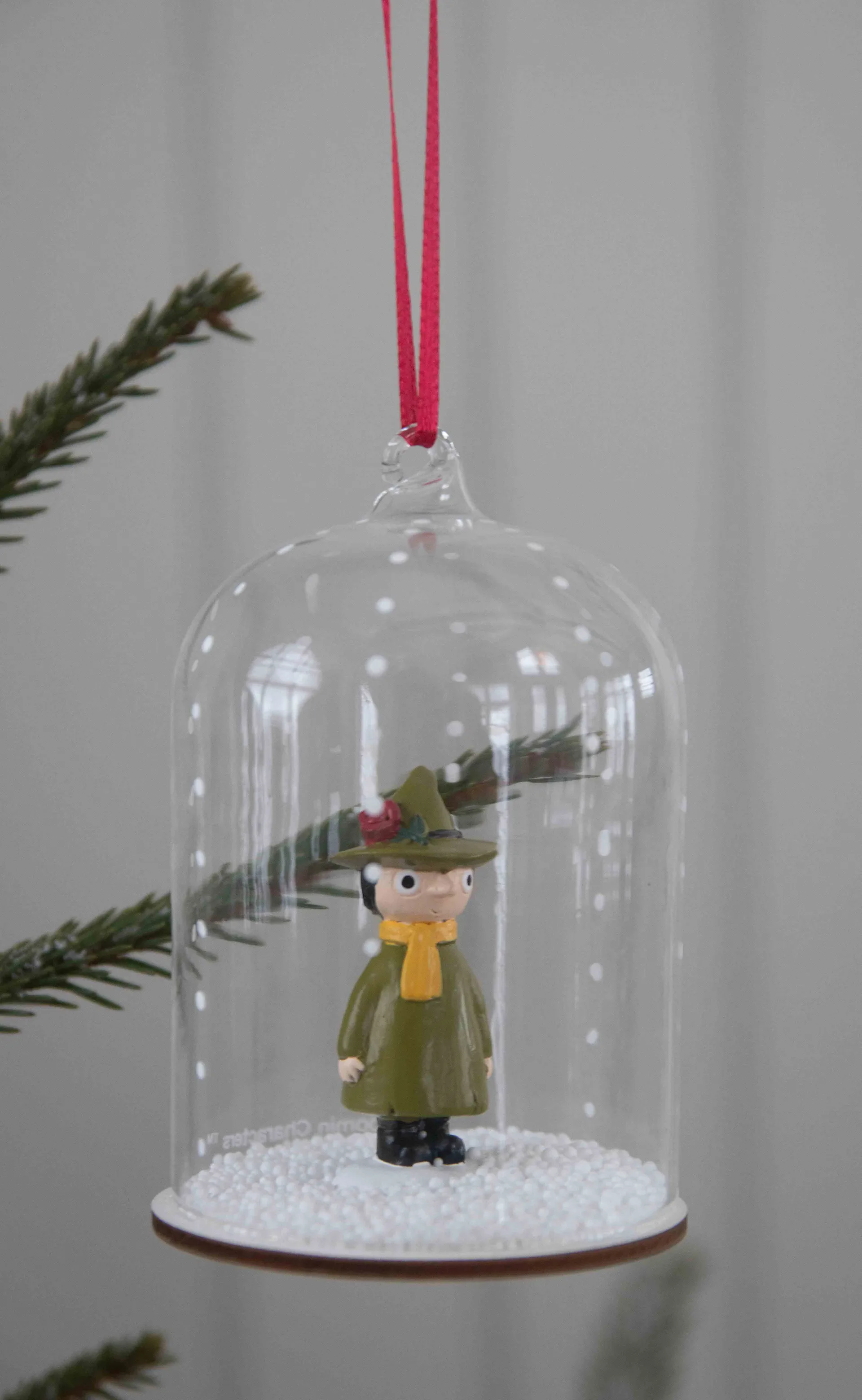 Muumi lumisadepallo joulukoriste, Nuuskamuikkunen Pluto Design