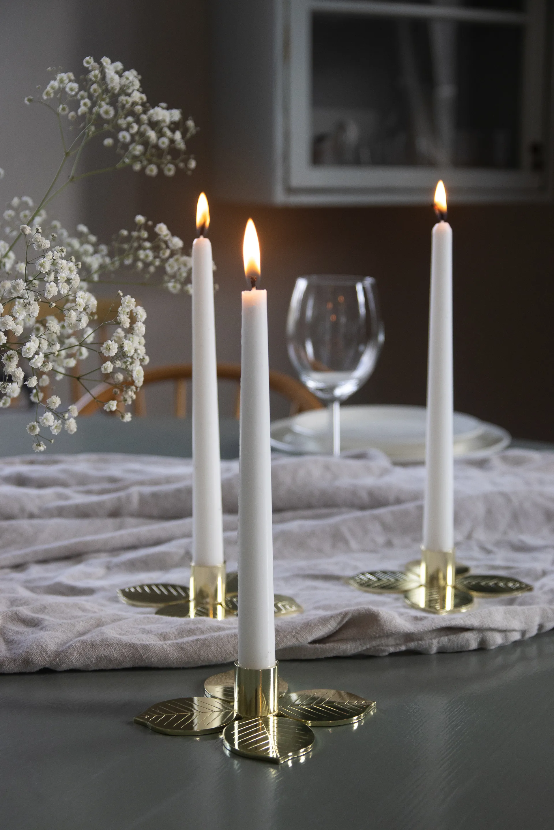 Stig L Berså -kynttilänjalka, Kulta Pluto Design