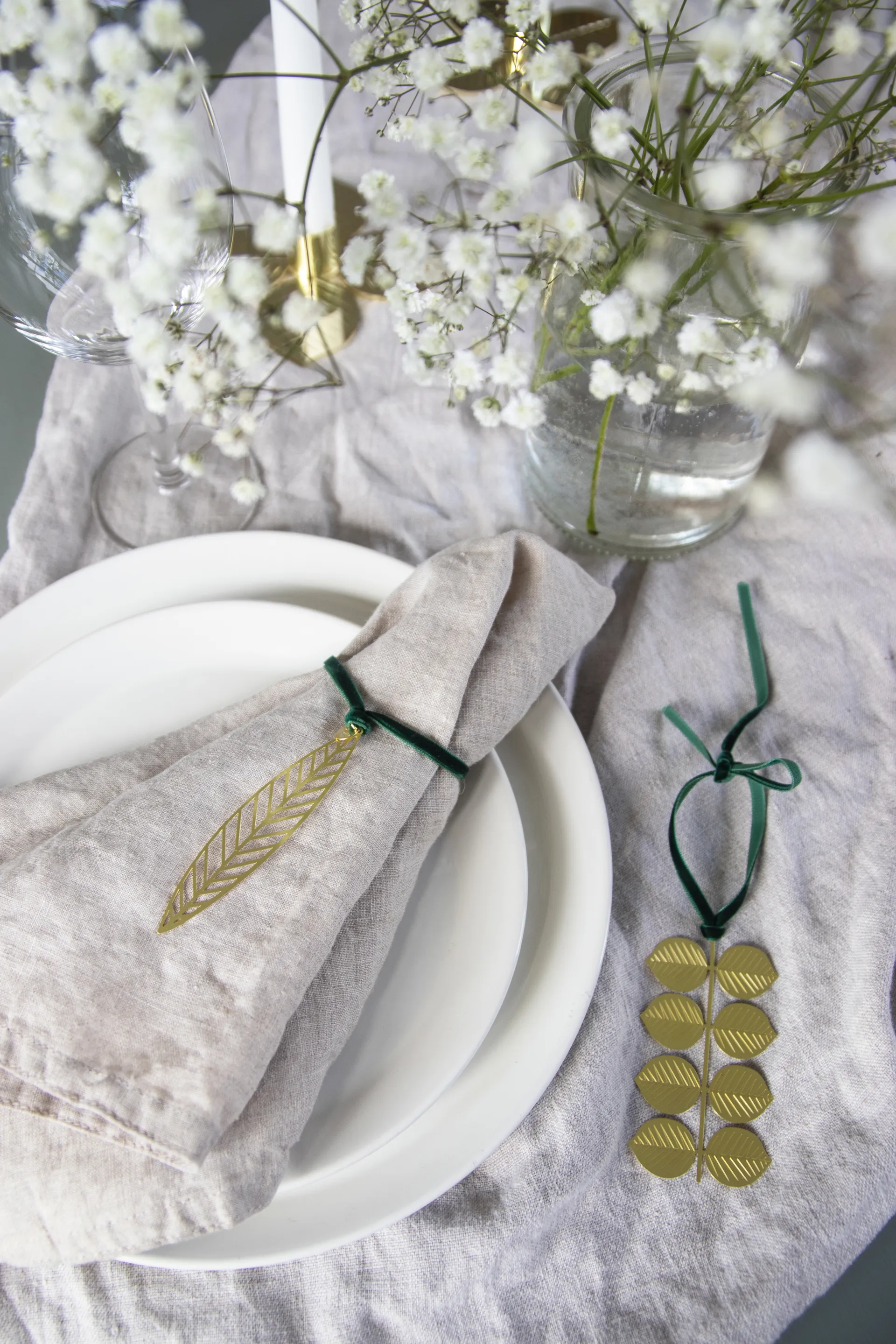 Stig L Salix -joulukuusenkoriste, Kulta Pluto Design