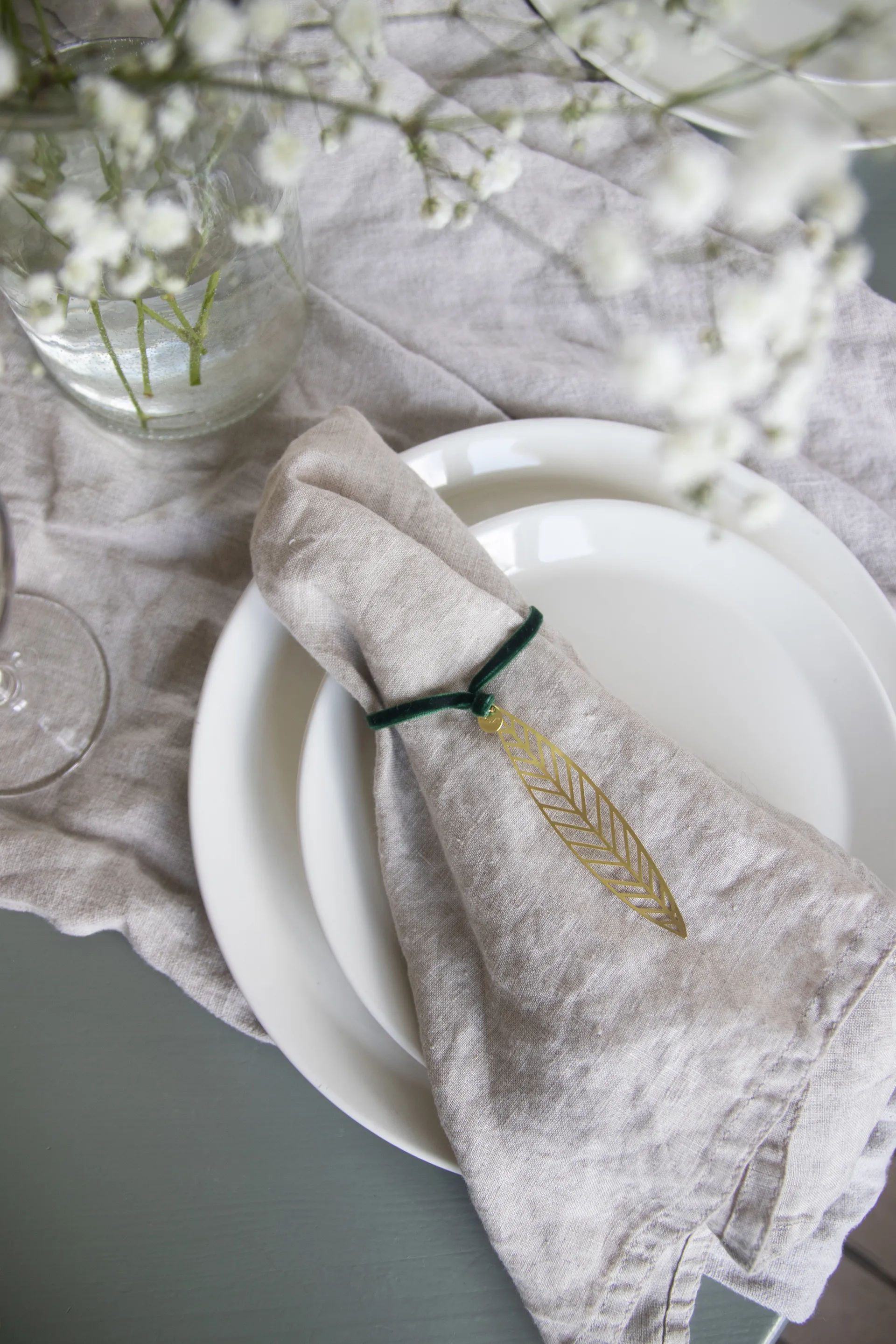 Stig L Salix -joulukuusenkoriste, Kulta Pluto Design