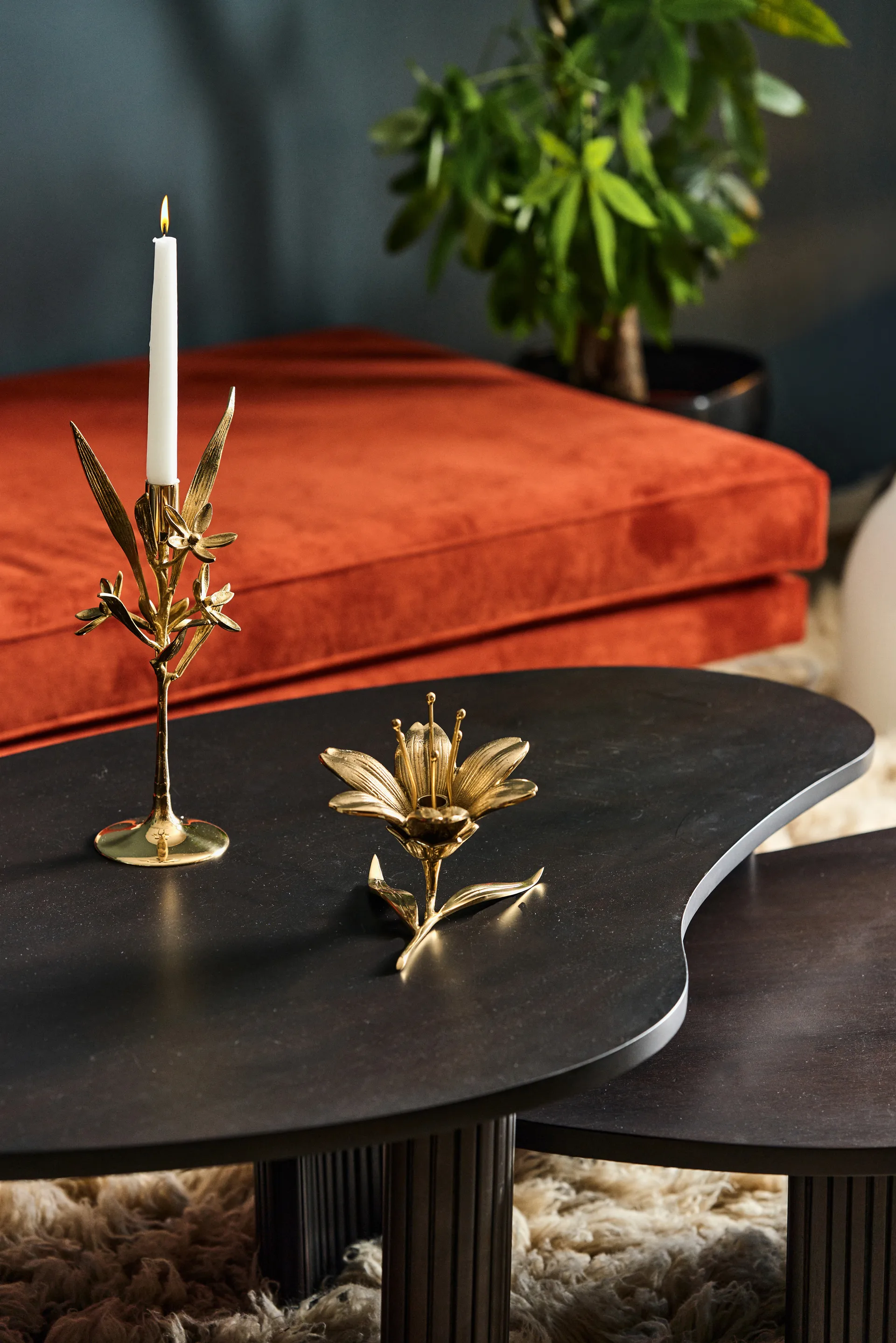 Lilly kynttilänjalka 15 cm, Kulta POLSPOTTEN