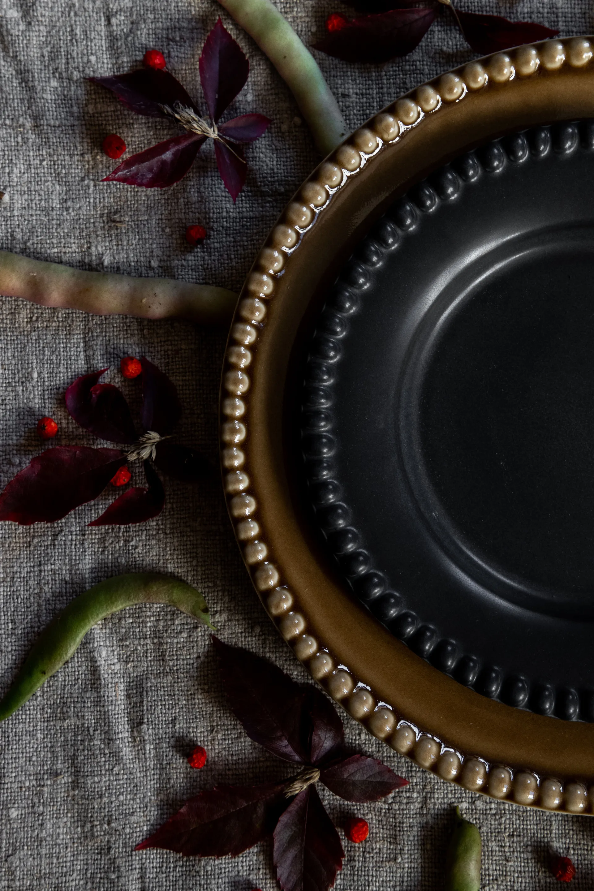 Daria ruokalautanen Ø 28 cm, 2-pakkaus, Umbra PotteryJo