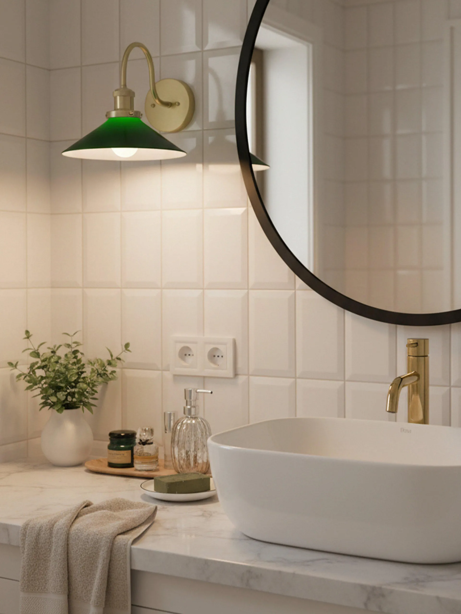 August seinälamppu, Vihreä messinki PR Home