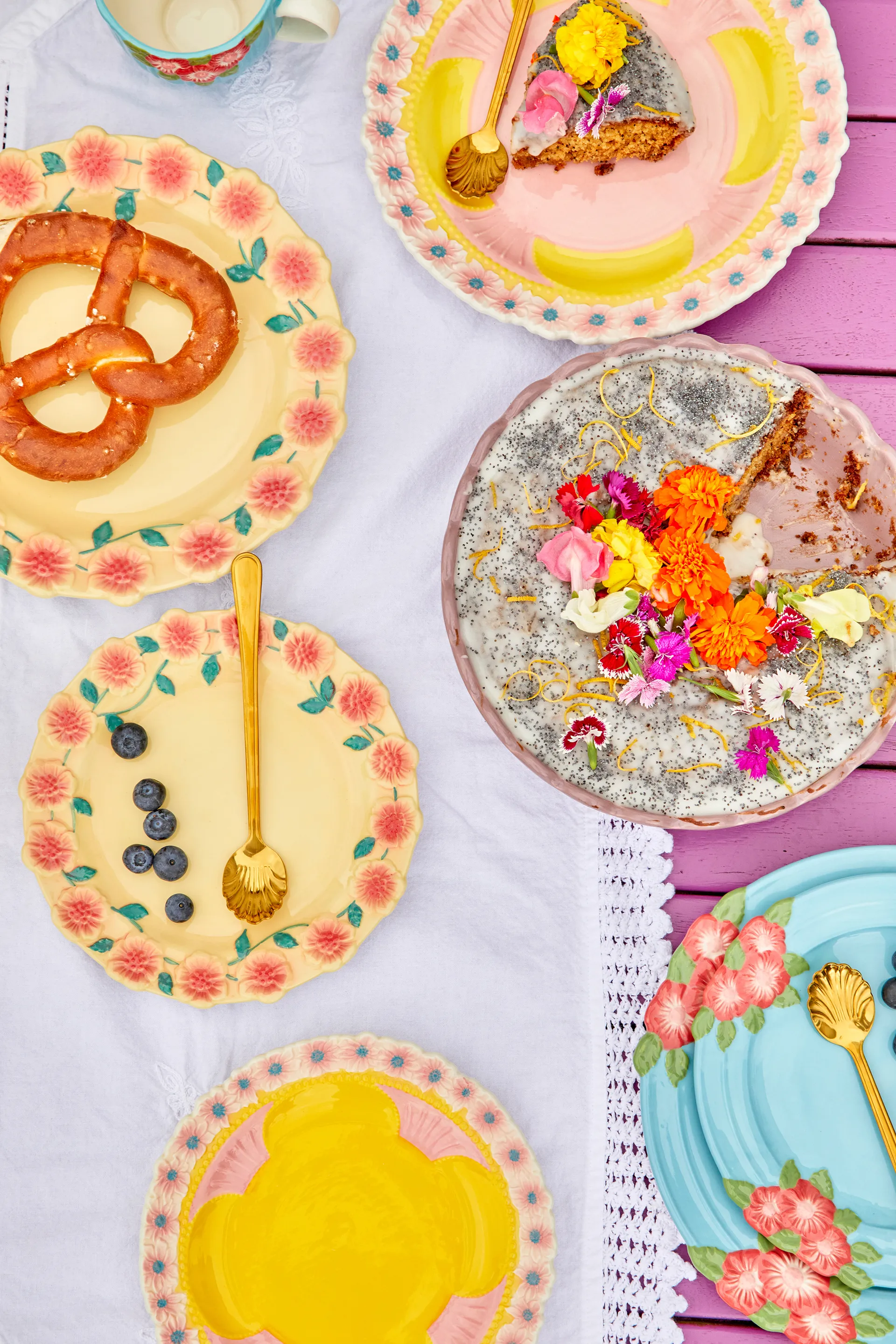 Rice Embossed Flower -keramiikkalautanen Ø 25,5 cm, Creme RICE