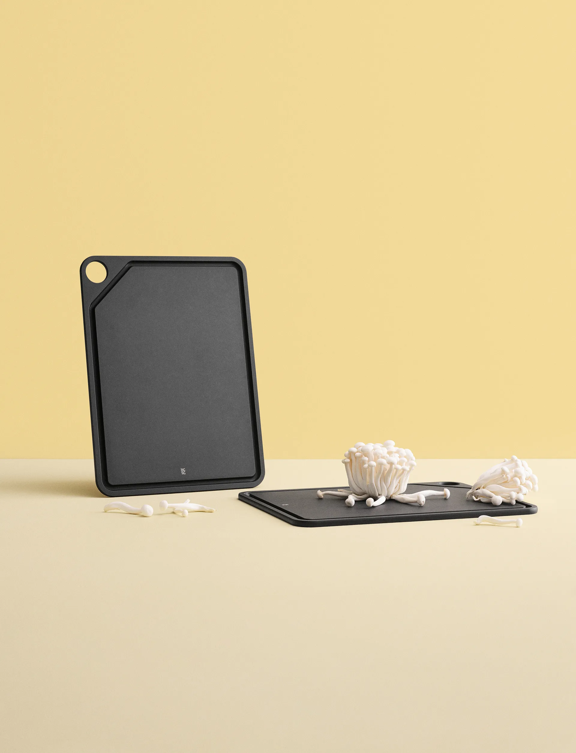 CUT-IT leikkuulauta, Musta, 29,8x39,8 cm RIG-TIG