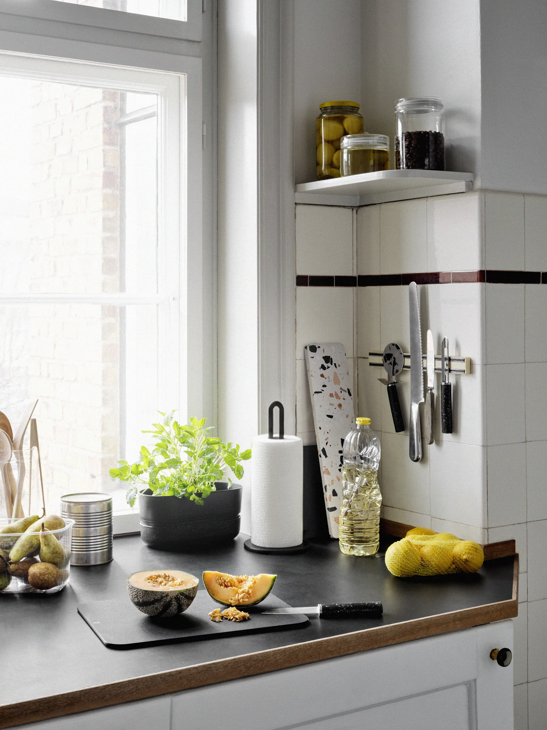 SPIN-IT talouspaperiteline, Musta RIG-TIG