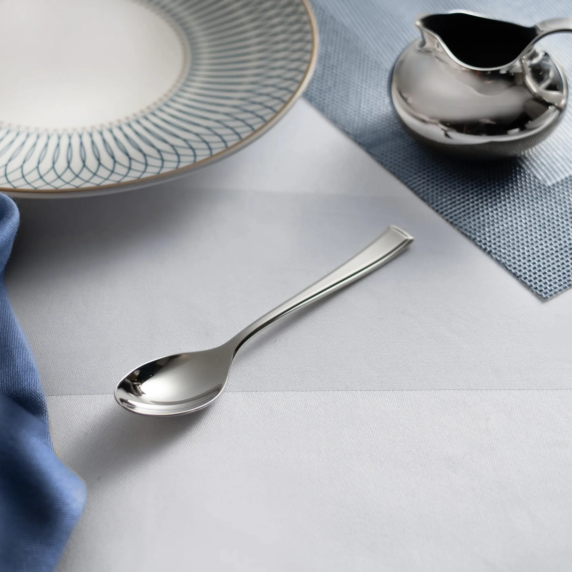 Fairford kirkas englantilainen teelusikka, Ruostumaton teräs, 13,6 cm Robert Welch