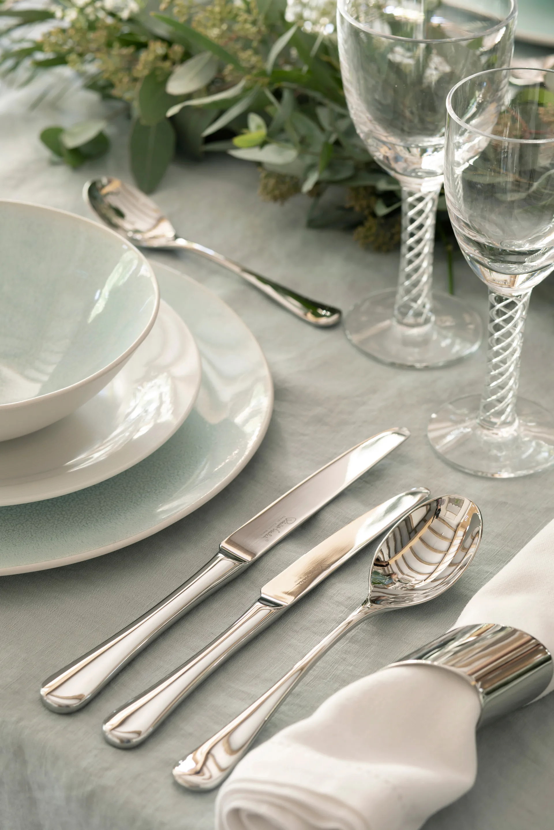 Radford-ruokalusikka, peilikiillotus, Ruostumatonta terästä Robert Welch