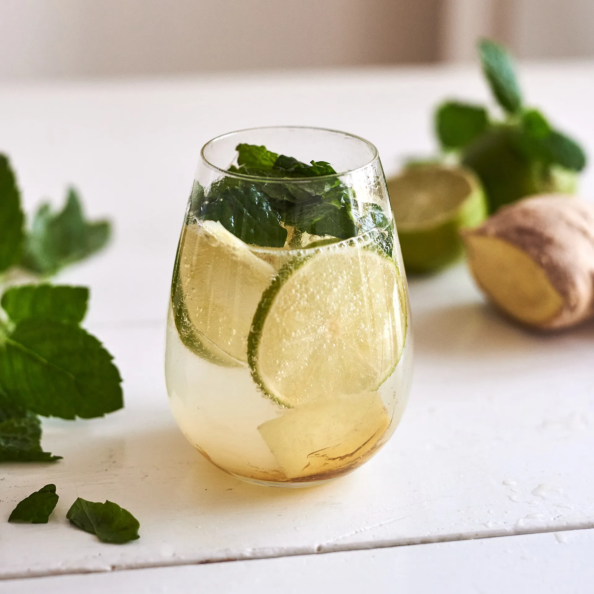 Swedish Grace & Karlevi aloitussetti - Lumi (valkoinen) Rörstrand