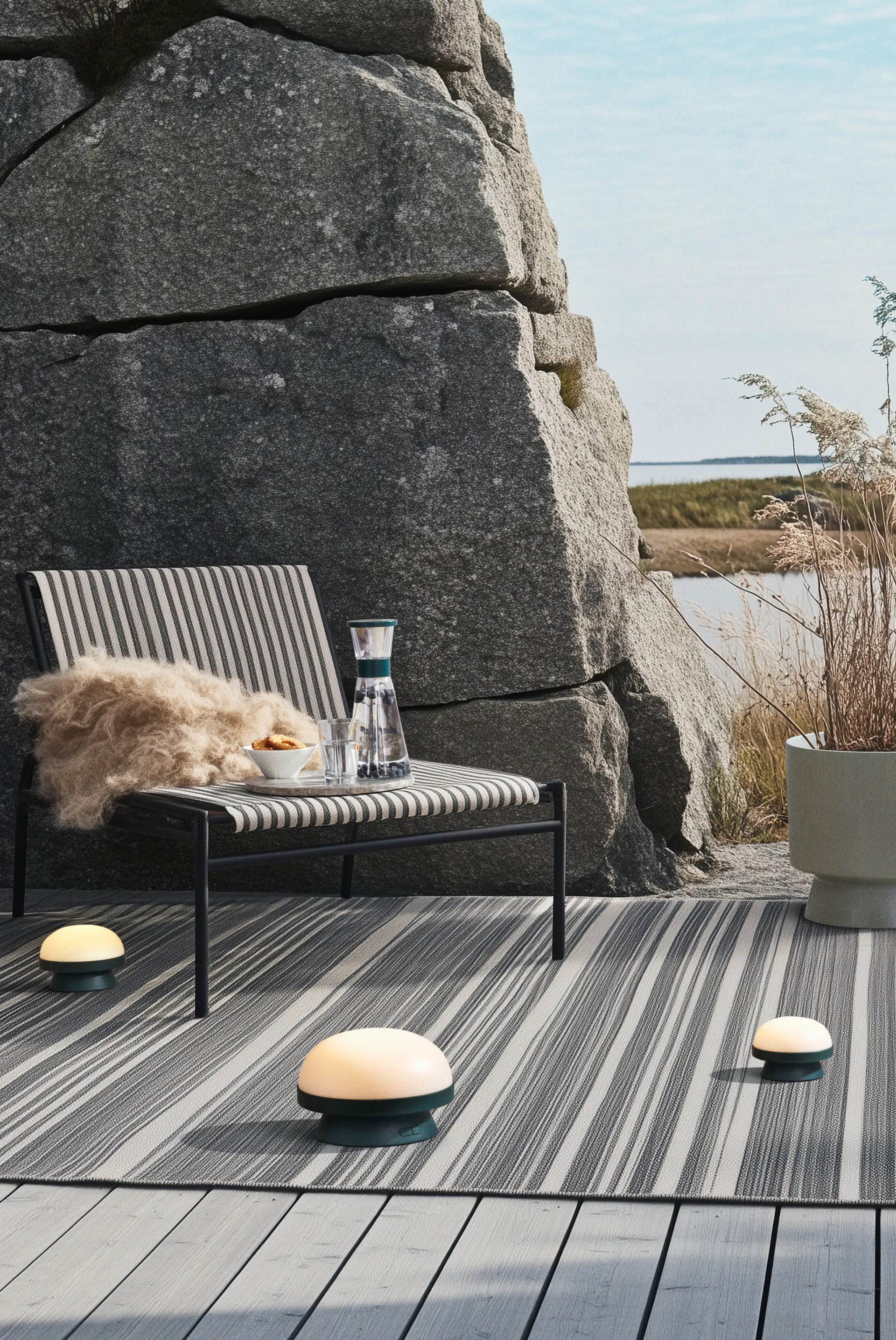 Soft Spot dots aurinkokennovalo Ø11,5 cm, Forest green Rosendahl