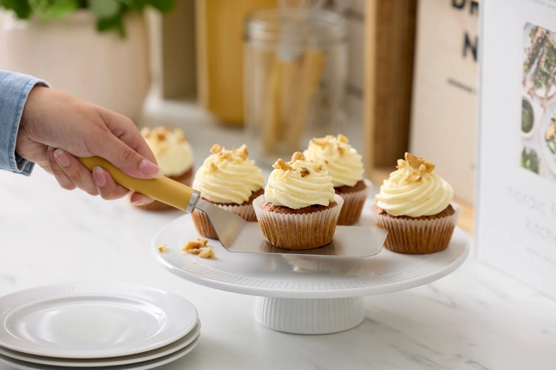 Emma palettiveitsi leveä teräs 26 cm, Curry Rosti