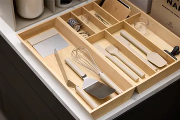 Emma taikinaskrapi teräs - Humus - Rosti