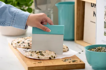 Emma taikinaskrapi teräs - Nordic green - Rosti