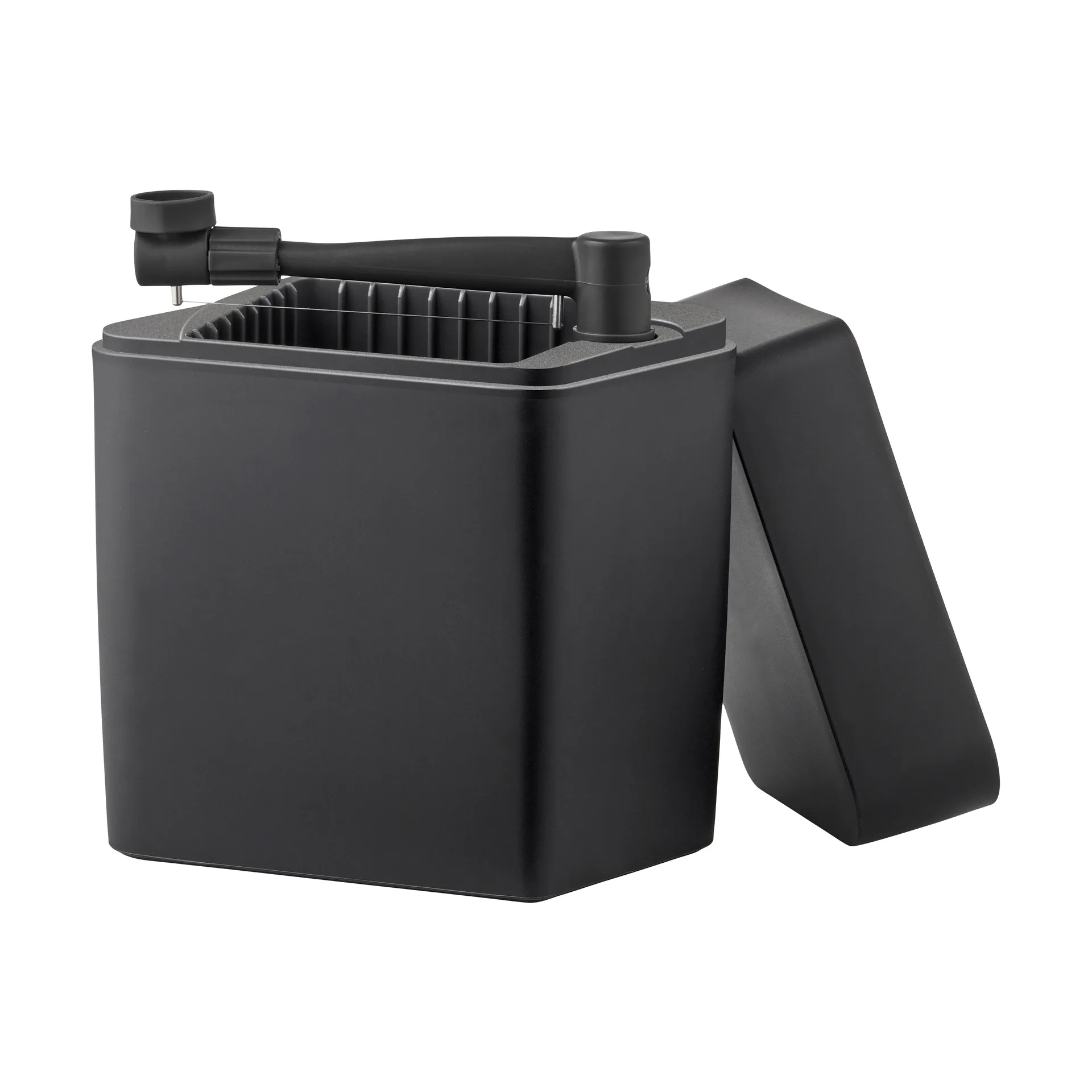 Klassinen juustolaatikko sisältäen juustoleikkurin 16,5x10x19 cm, Musta Rosti