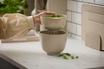 NEW Margrethe kulho siivilällä - Humus, 1,5 litraa - Rosti