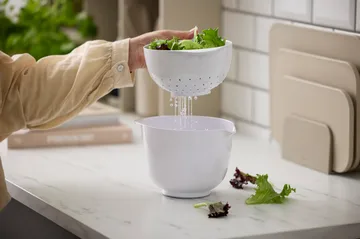 NEW Margrethe kulho siivilällä - Valkoinen, 1,5 litraa - Rosti