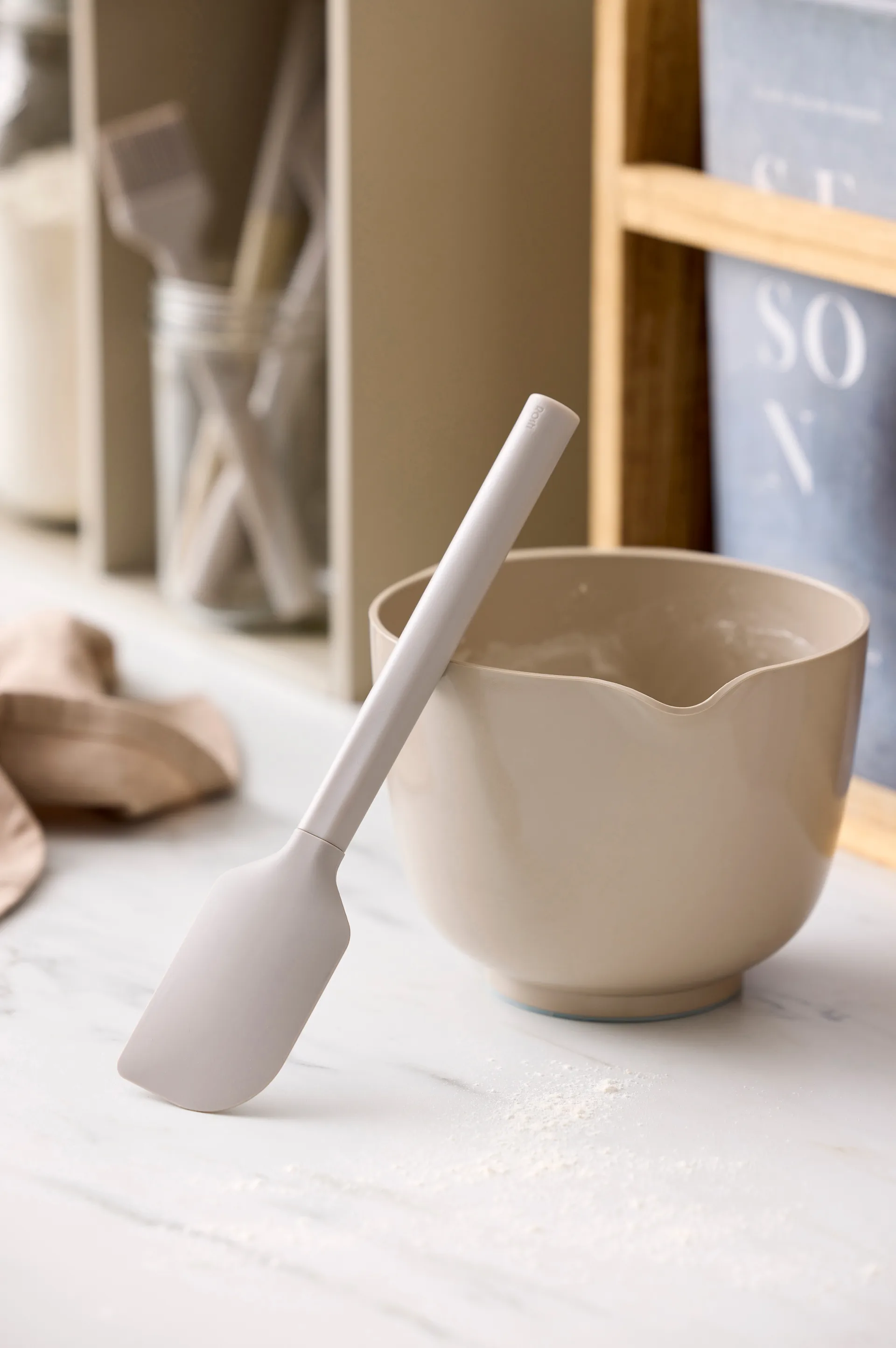 Rosti Emma nuolija, Hummus. Rosti