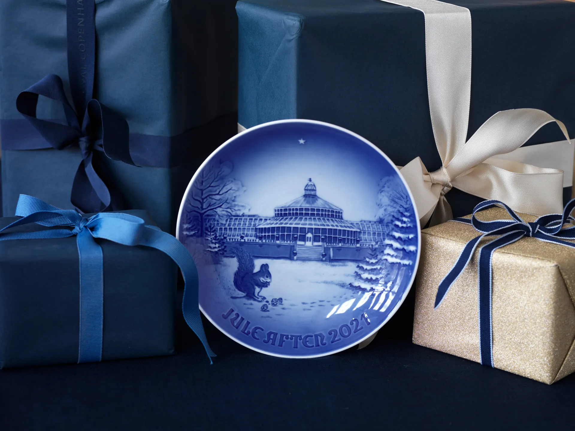 Bing och Grøndahl joululautanen, 2021 Royal Copenhagen