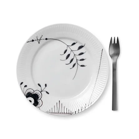 Black Fluted mega musta lautanen 2, Ø 19 cm Royal Copenhagen