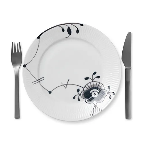 Black Fluted mega musta lautanen 6, Ø 22 cm Royal Copenhagen