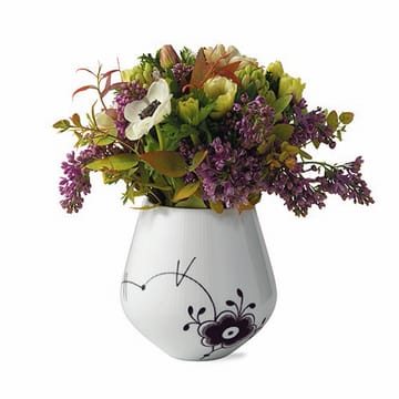 Black Fluted Mega musta maljakko - 15 cm - Royal Copenhagen