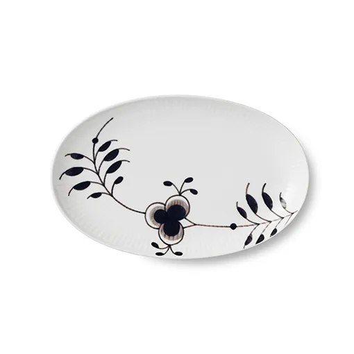 Black Fluted Mega -tarjoiluvati, musta ovaali, 23 cm Royal Copenhagen