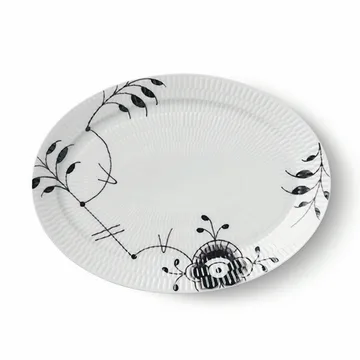 Black Fluted Mega -tarjoiluvati, musta ovaali - 28 cm - Royal Copenhagen
