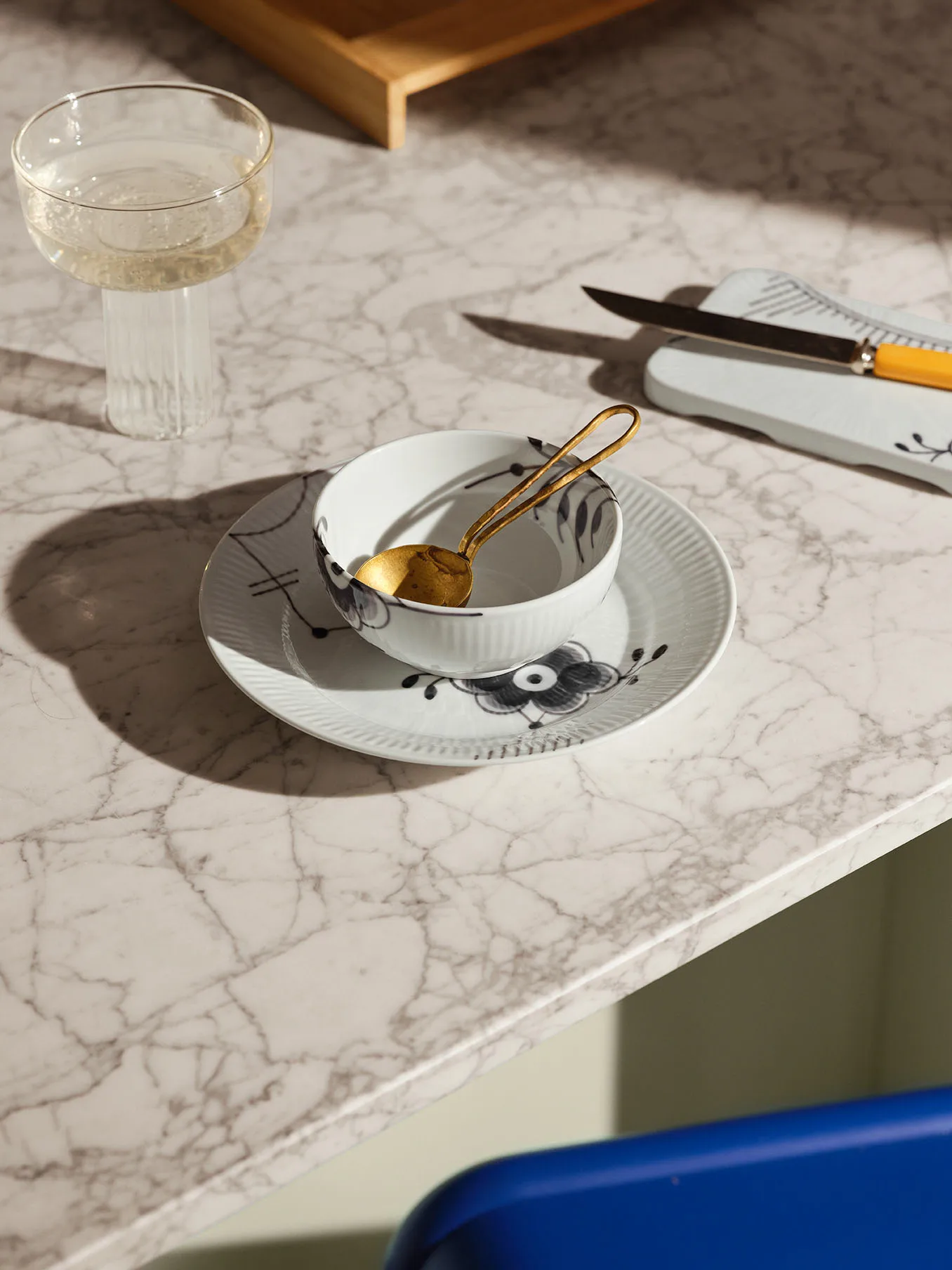 Black Fluted Mega tarjotin, 15,5 cm Royal Copenhagen