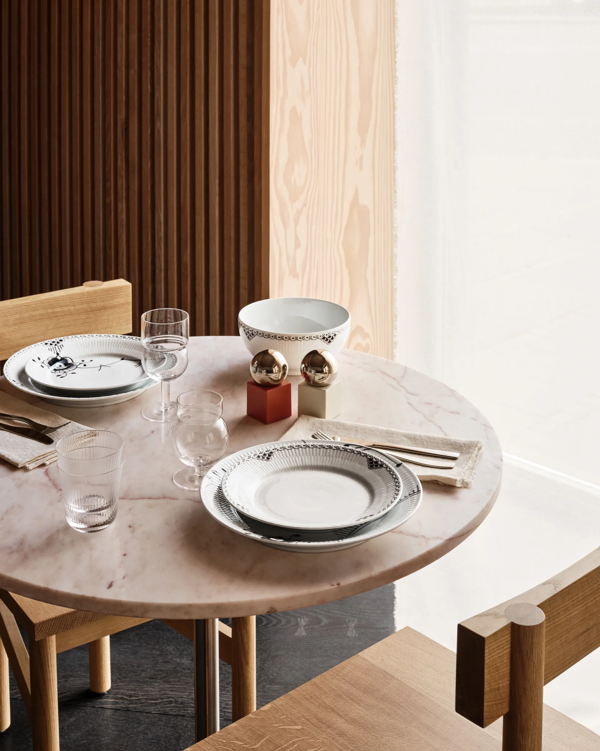 Black Lace -leipälautanen, Ø 22 cm Royal Copenhagen