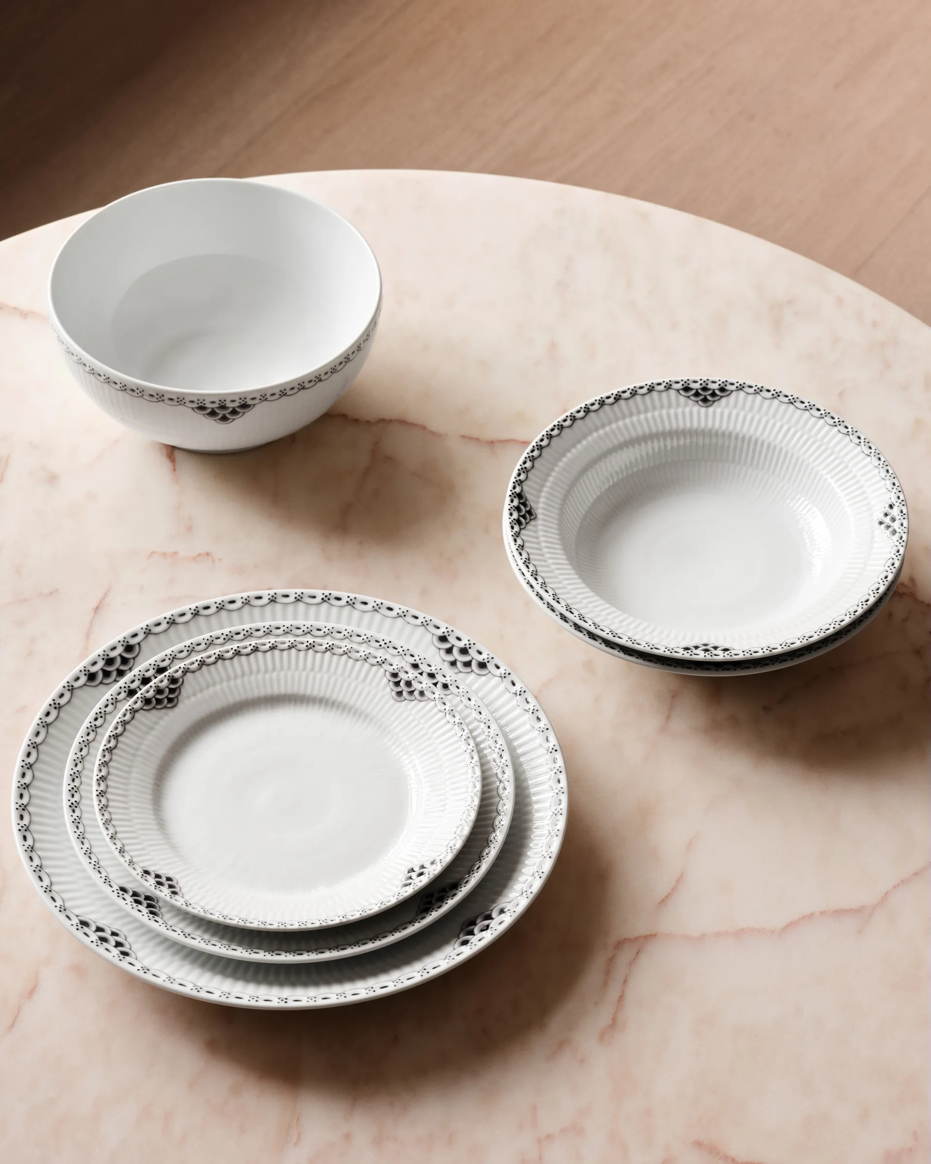 Black Lace syvä lautanen, Ø 21 cm Royal Copenhagen