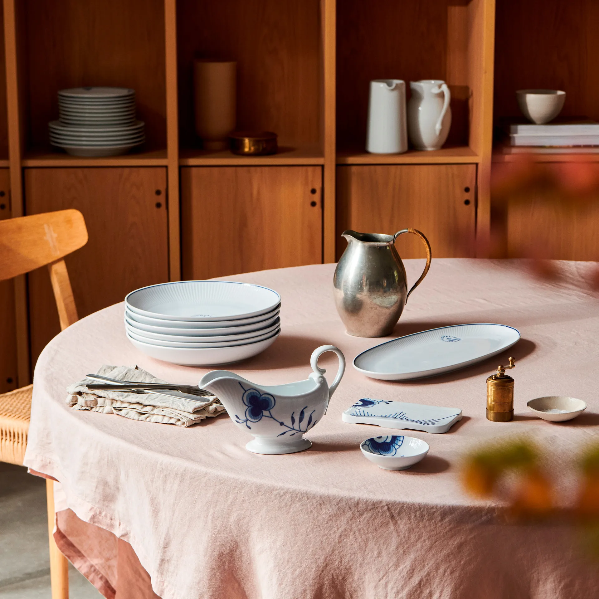 Blue Fluted Mega -kulho 9 cl, Sininen Royal Copenhagen