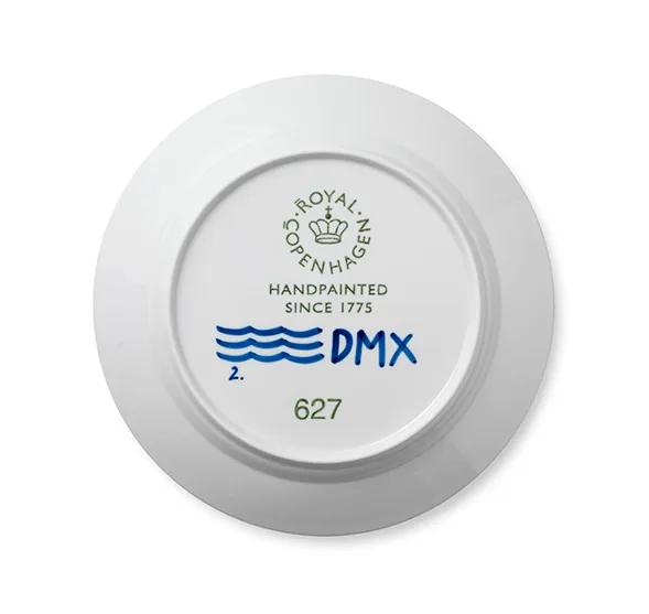 Blue Fluted Mega lautanen 2, Ø 27 cm Royal Copenhagen