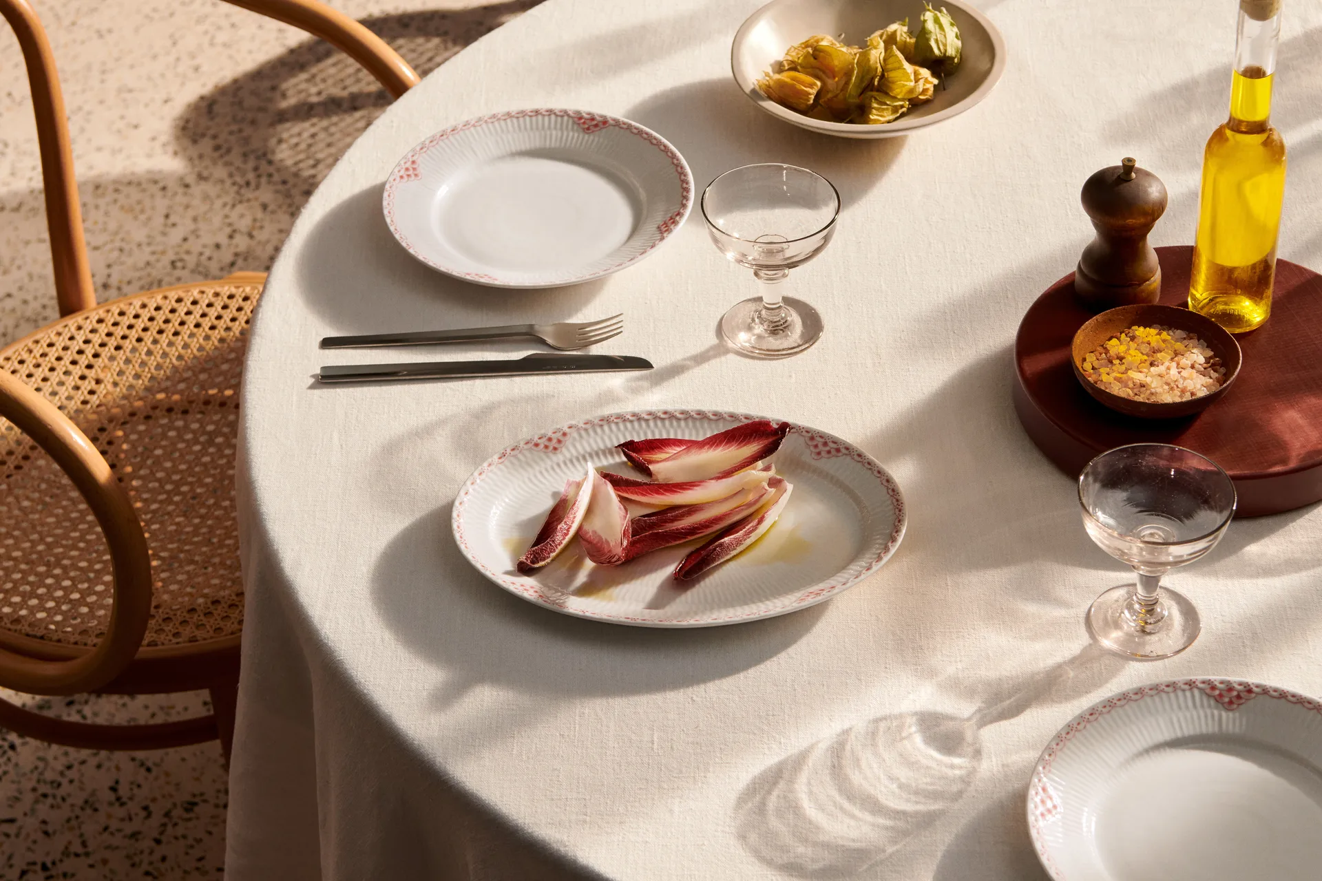 Coral Lace soikea lautanen 21x28,5 cm, Koralli-valkoinen Royal Copenhagen