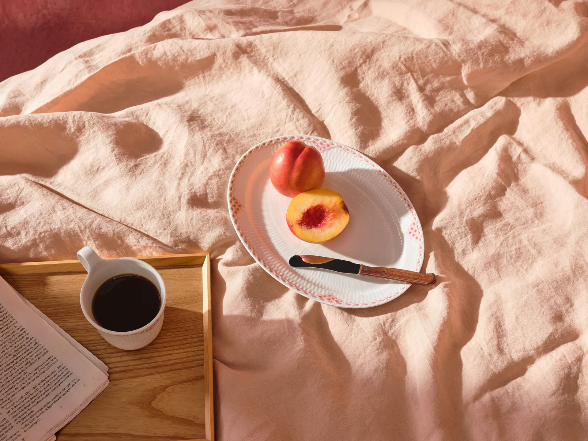 Coral Lace soikea lautanen 21x28,5 cm, Koralli-valkoinen Royal Copenhagen