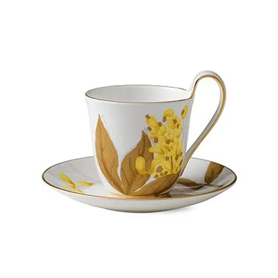 Flora kuppi ja aluslautanen, kultasade Royal Copenhagen