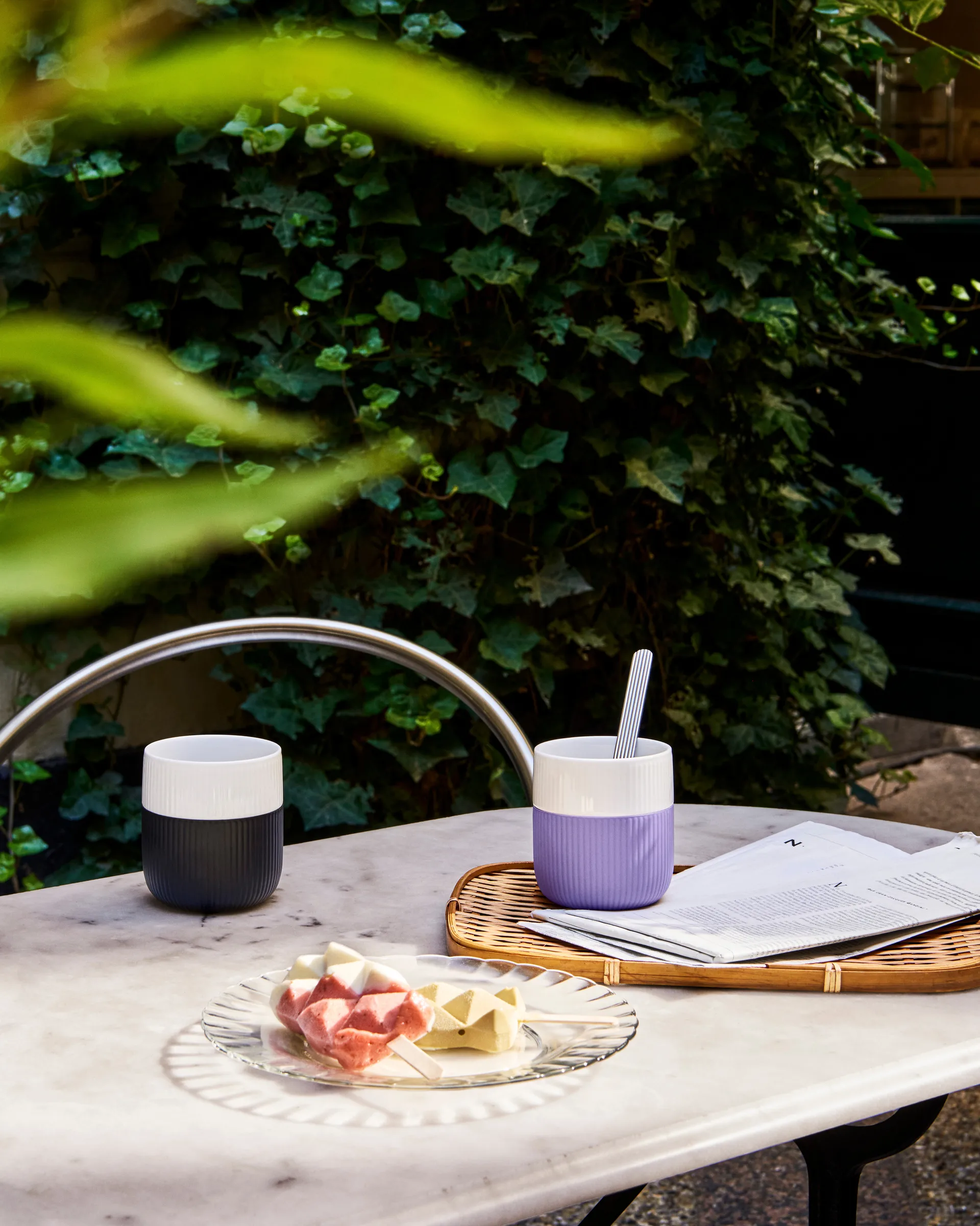 Fluted Contrast muki, Jet Royal Copenhagen