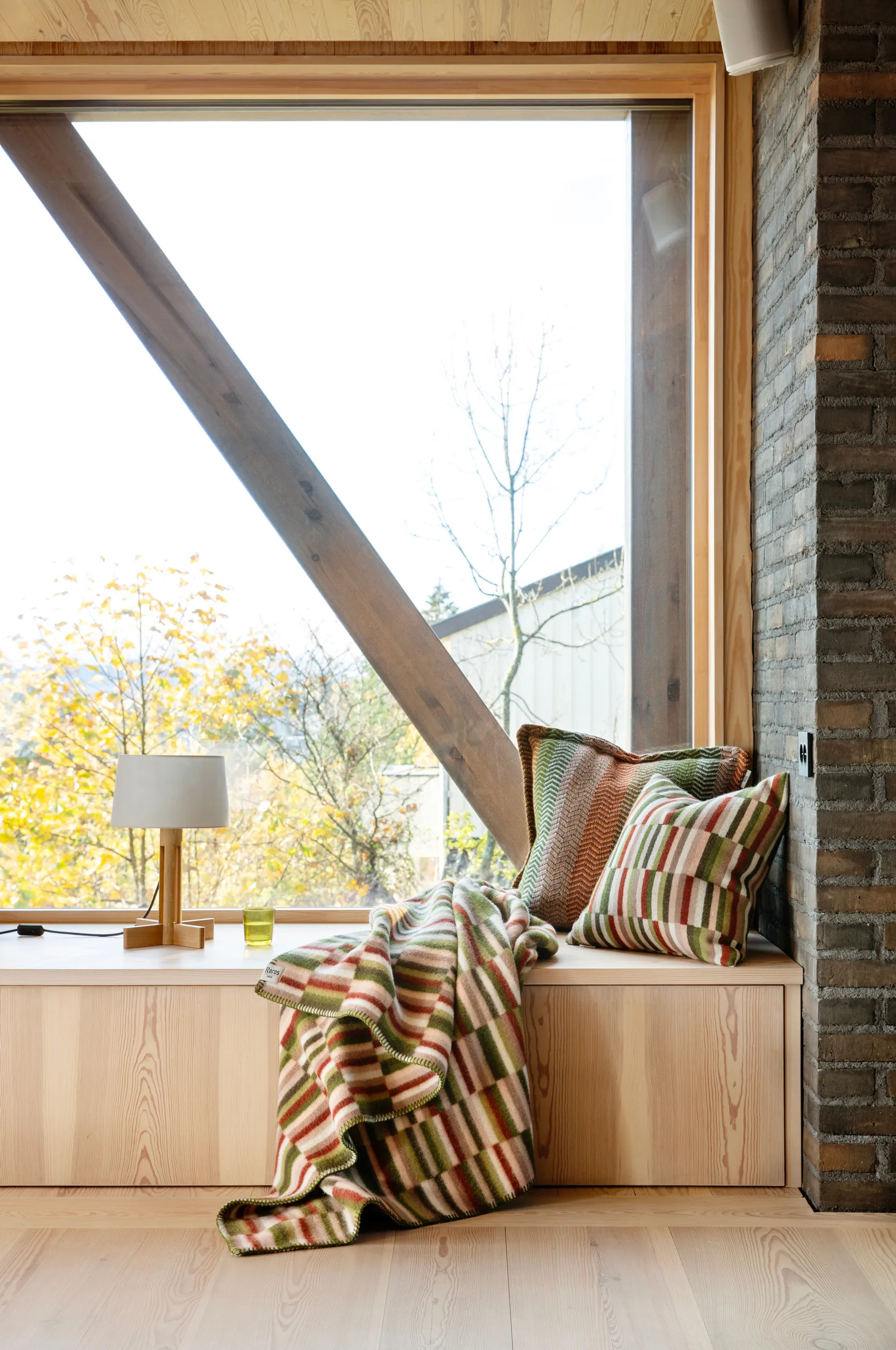 Ida viltti 135x200 cm, Olive burgundy Røros Tweed