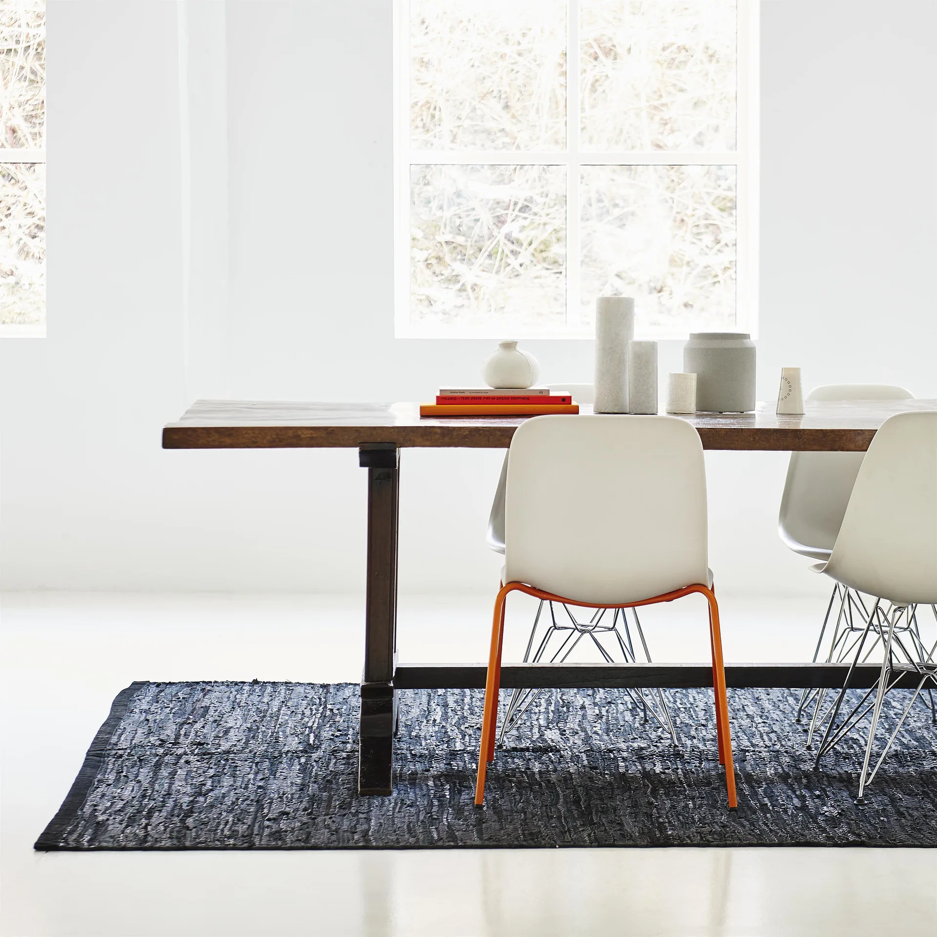 Leather matto 65 x 135 cm, black (musta) Rug Solid