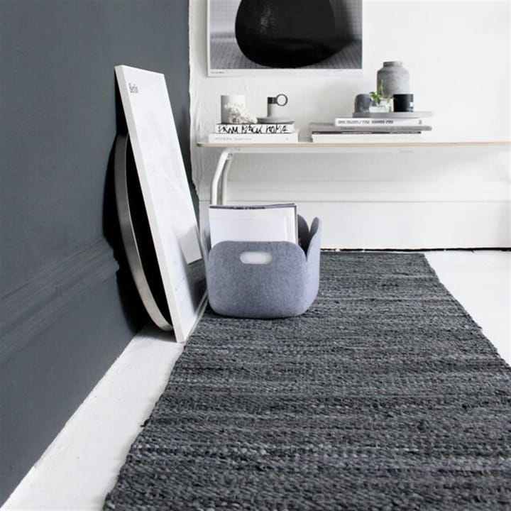 Leather matto 65 x 135 cm, black (musta) Rug Solid