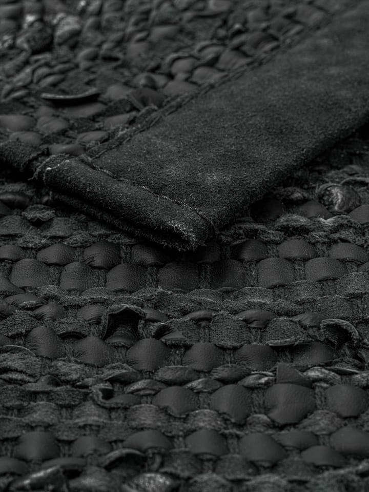 Leather matto 65 x 135 cm - dark grey (tummanharmaa) - Rug Solid