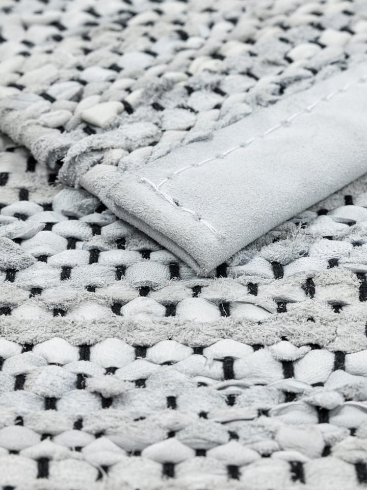 Leather matto 65 x 135 cm, light grey (vaaleanharmaa) Rug Solid