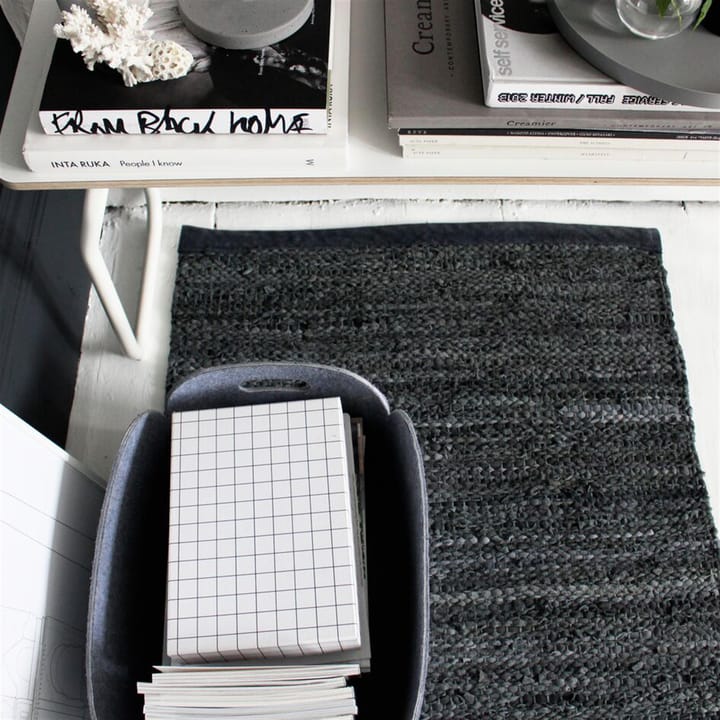 Leather matto 75 x 200 cm, black (musta) Rug Solid