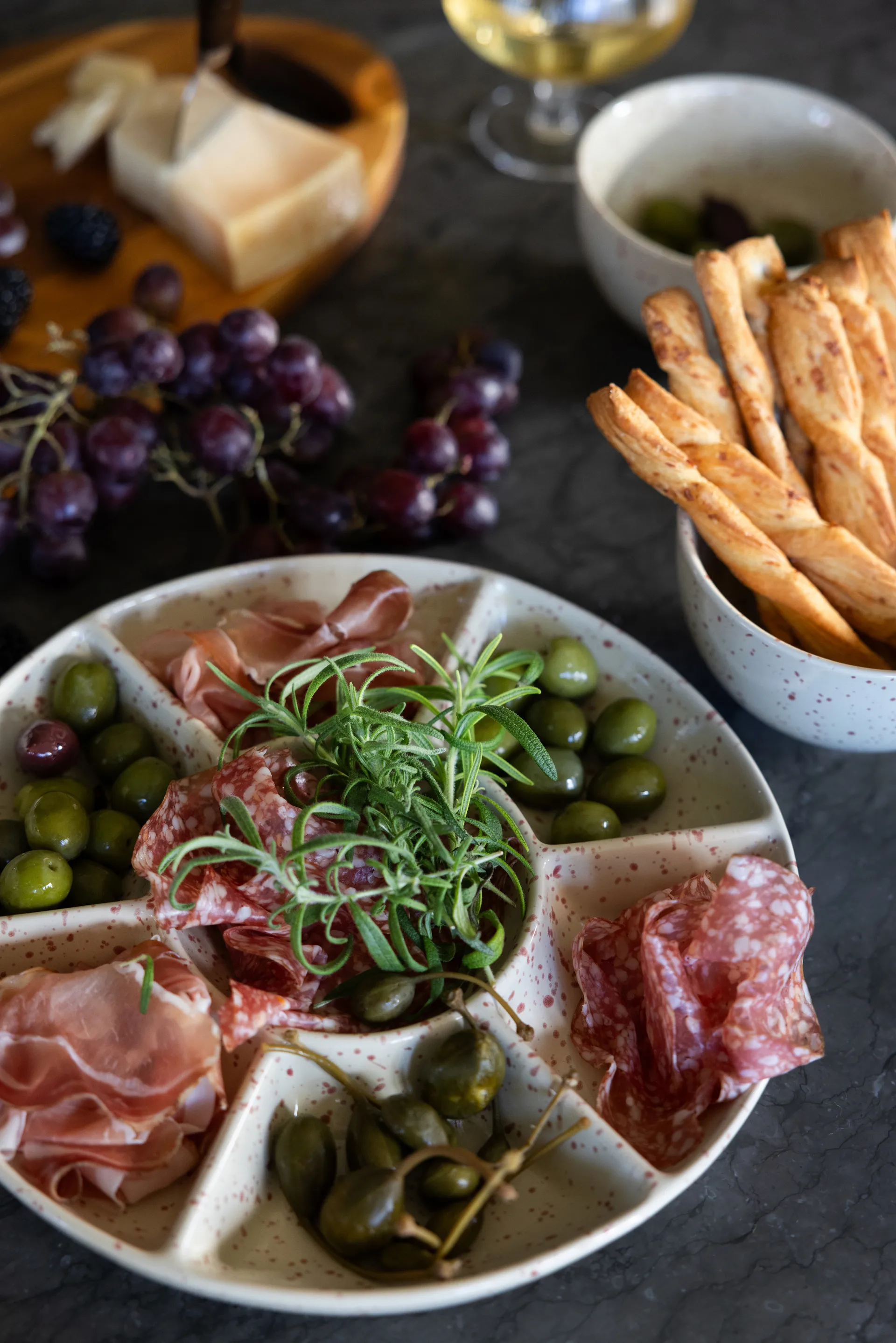 Ditte tarjoilulautanen, Beige-viininpunainen Sagaform