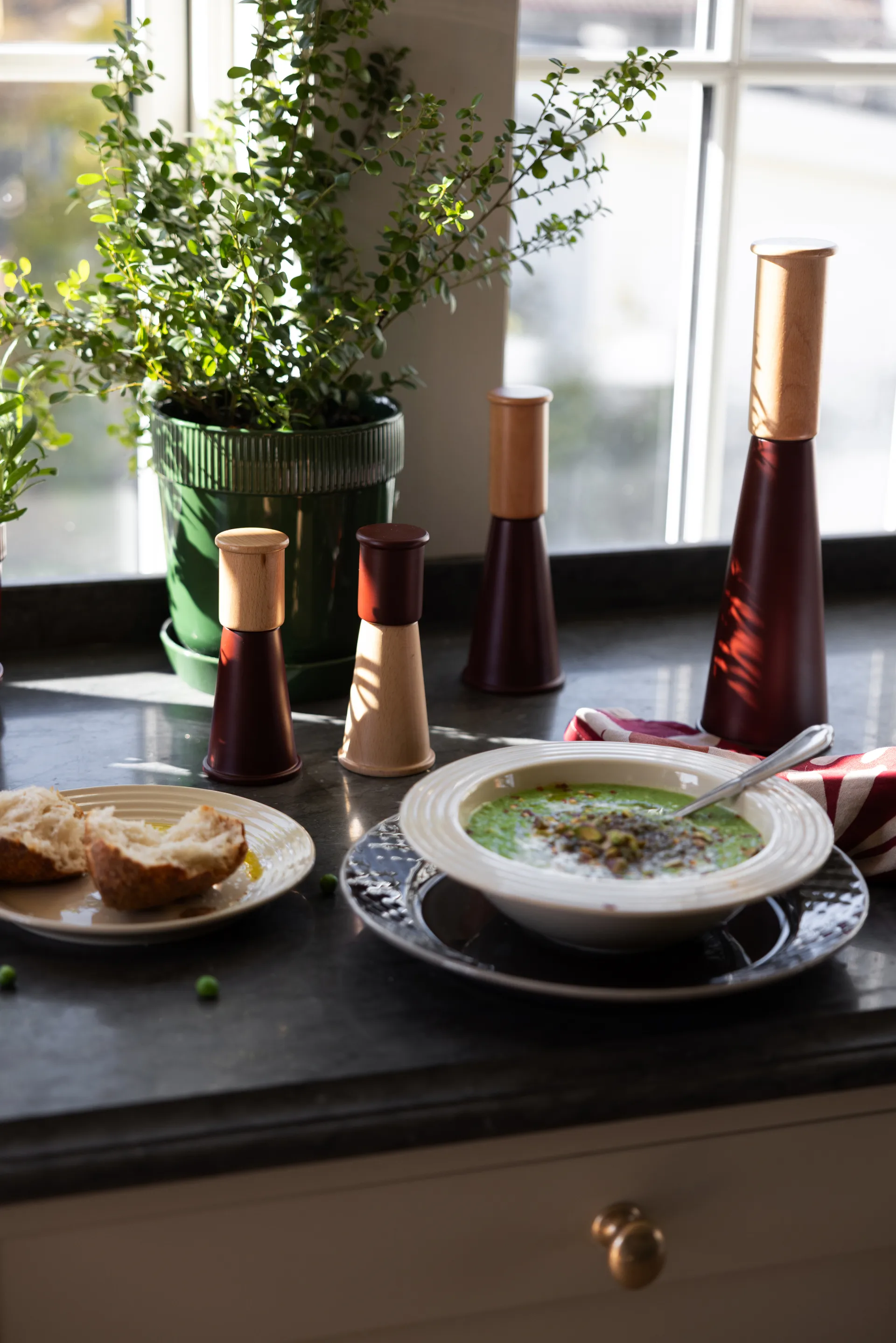 Gurken suola- ja pippurimylly medium 20,5 cm, Punaruskea Sagaform