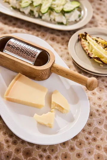 Inka tarjoiluvati - Valkoinen, 20×34 cm - Sagaform