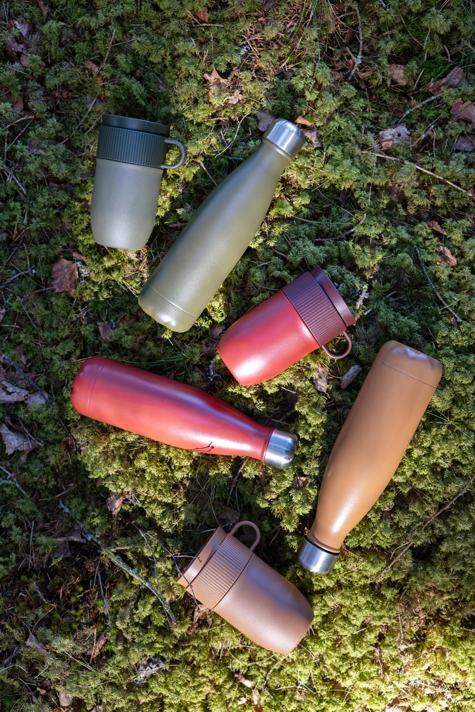 Nils teräspullo 50 cl, Fudge Pantone Sagaform