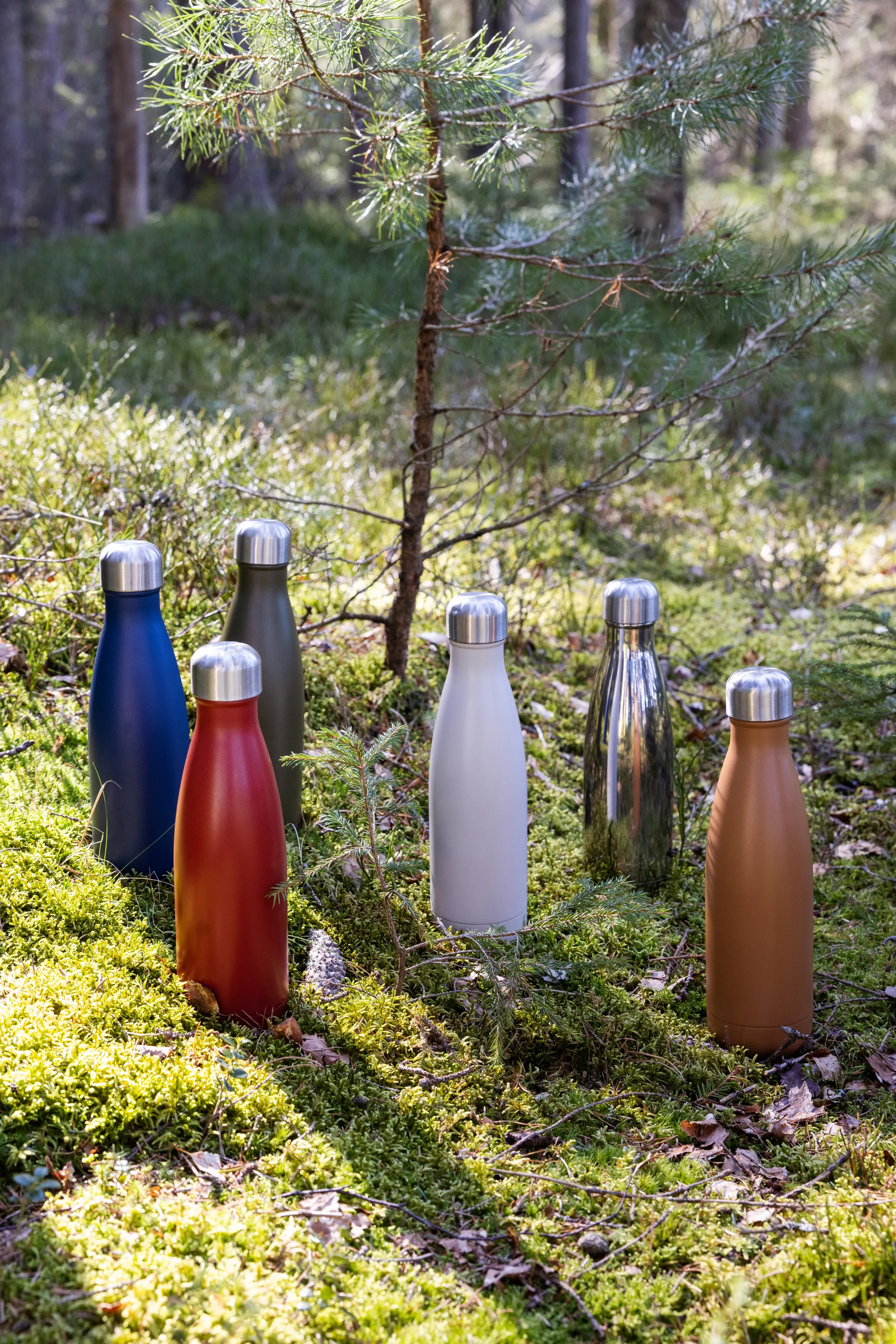 Nils teräspullo 50 cl, Punainen Pantone Sagaform