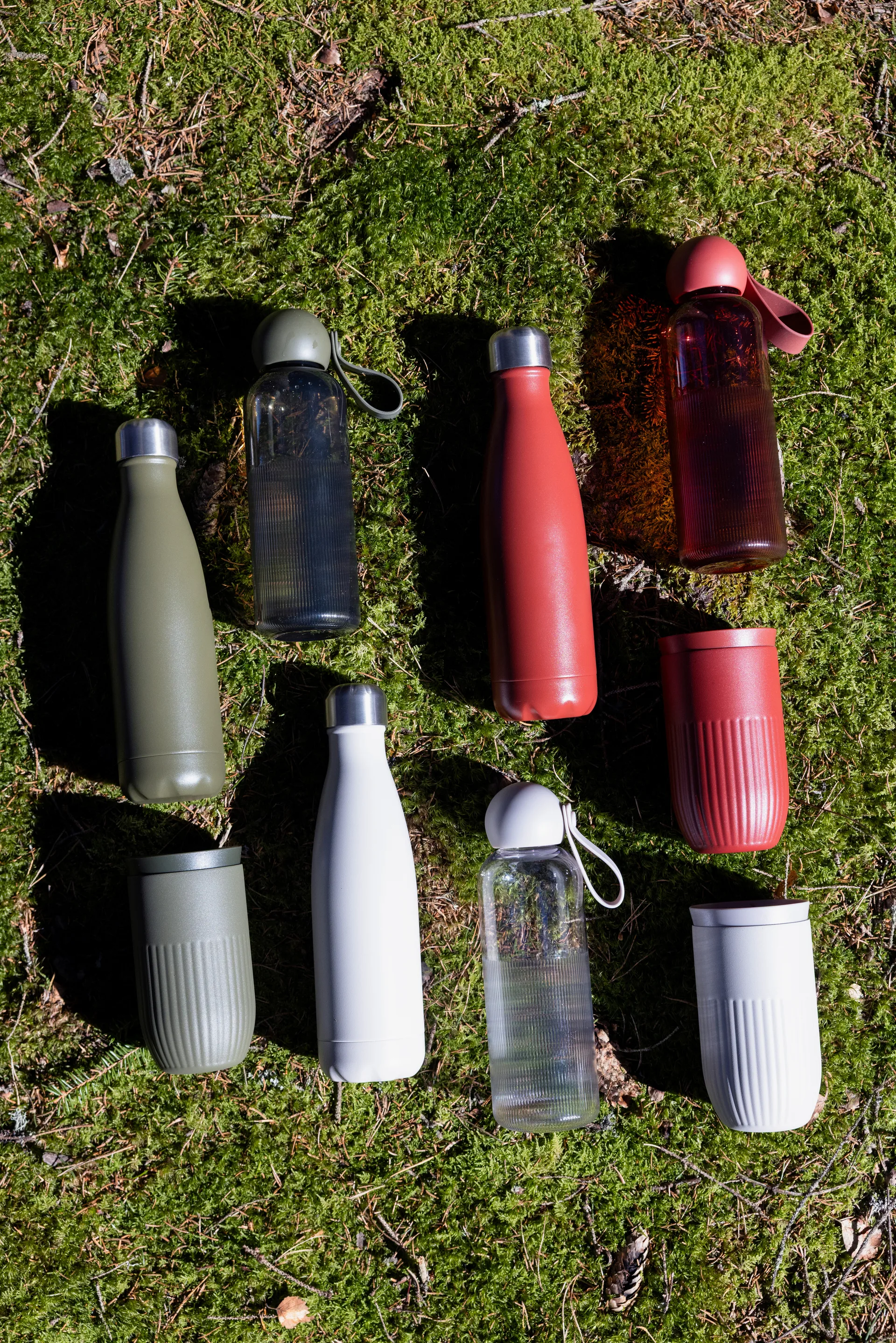 Nils teräspullo 50 cl, Punainen Pantone Sagaform